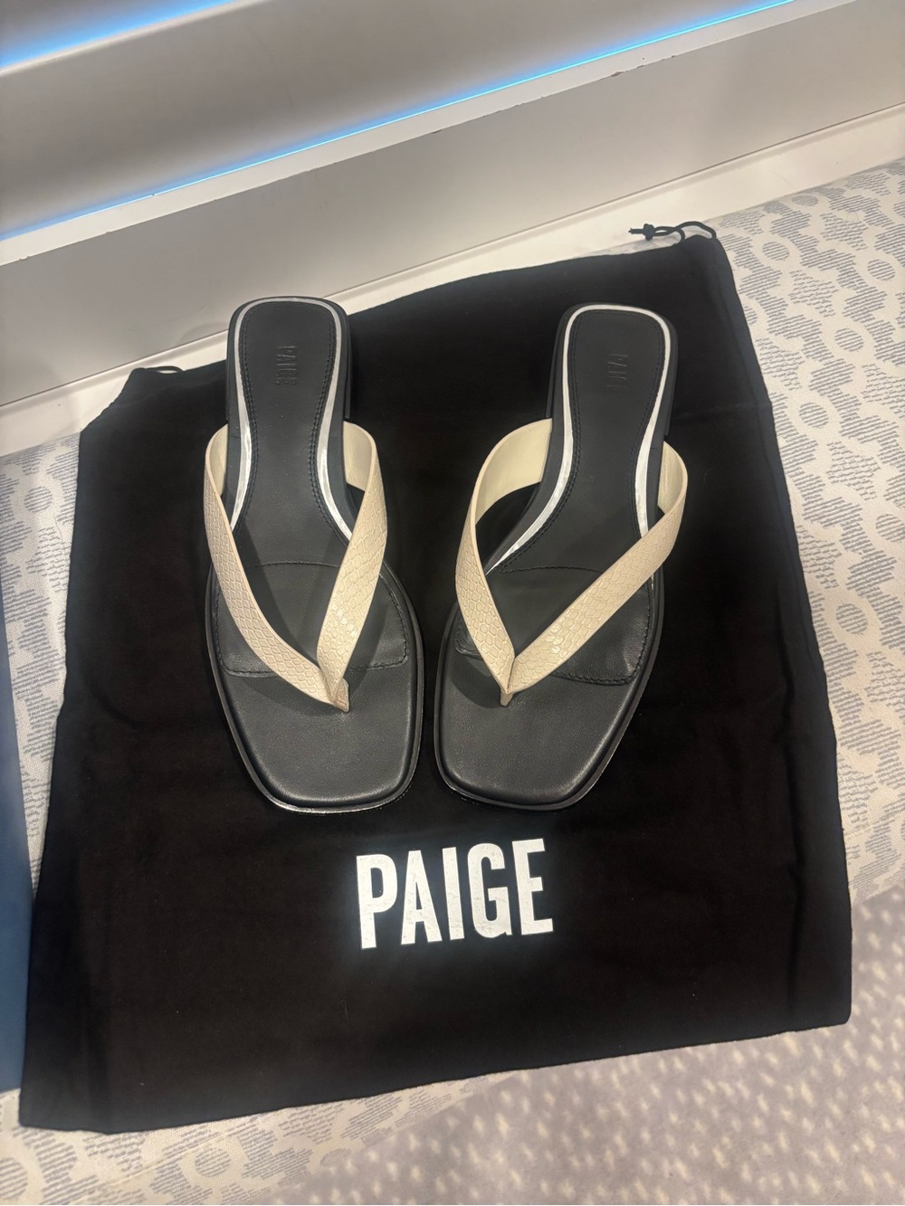 Paige Rae sandal - Picture 2 of 5